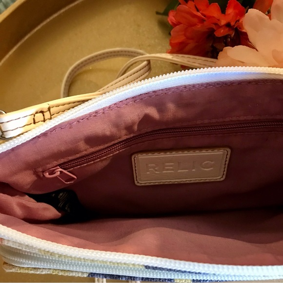 Relic Crossbody Flower Bag - Picture 4 of 8